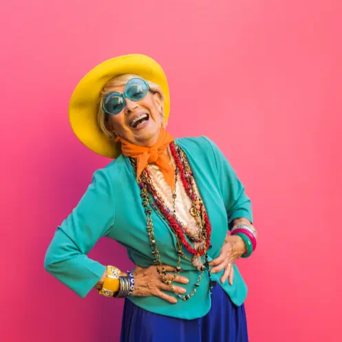 aidant femme heureuse